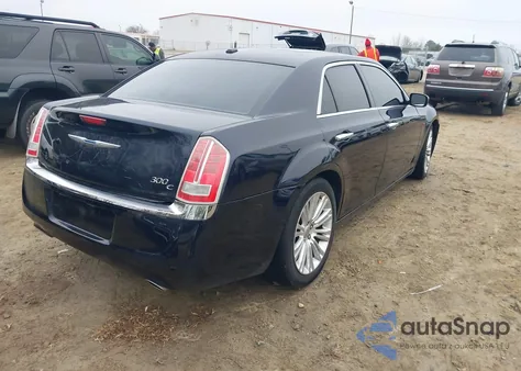 2012 Chrysler 300C z USA, uszkodzony, nr VIN 2C3CCAETXCH183375